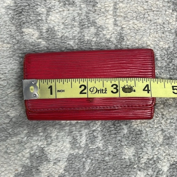 Louis Vuitton 4 Key Holder Case Red Epi Leather Snap Wallet - Picture 15 of 16